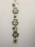 Saint Patrick’s Day Green and Gold Glittered Welcome Wall Hanging