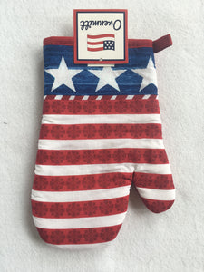 Patriotic Stars and Stripes Oven Mitt